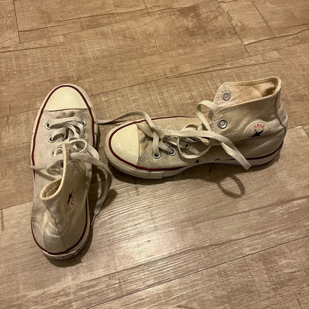 Converse High Top Size 6 Women